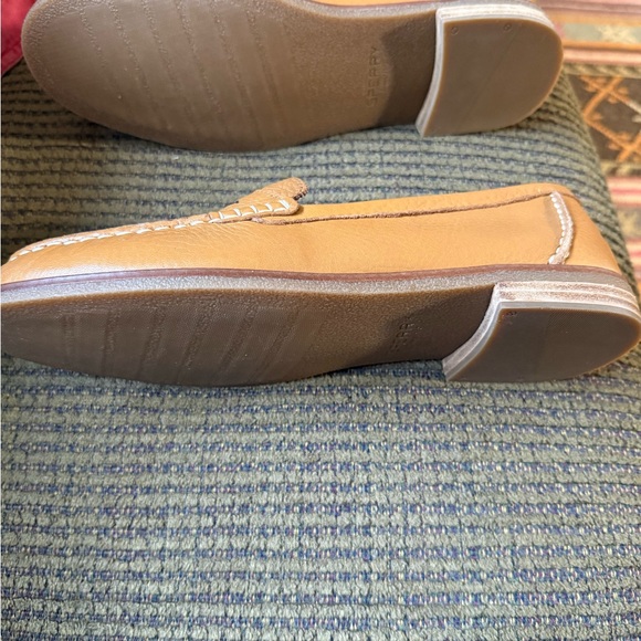 Sperry Women’s Brown Leather Loafers - Picture 2 of 3